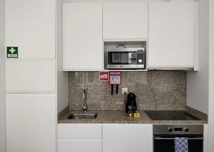 Boavista Roundabout By Sweet Porto