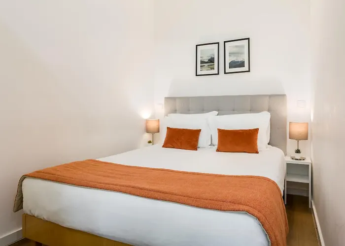 Boavista Roundabout By Sweet Porto