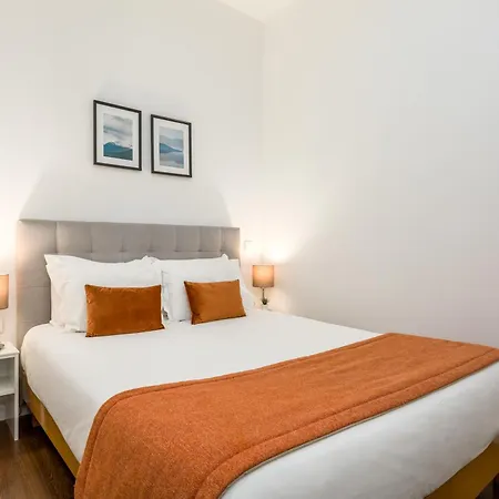 Boavista Roundabout By Sweet * Porto